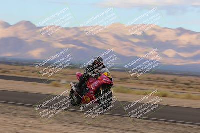 media/Sep-11-2022-SoCal Trackdays (Sun) [[81b7e951af]]/Back Straight Speed (850am)/